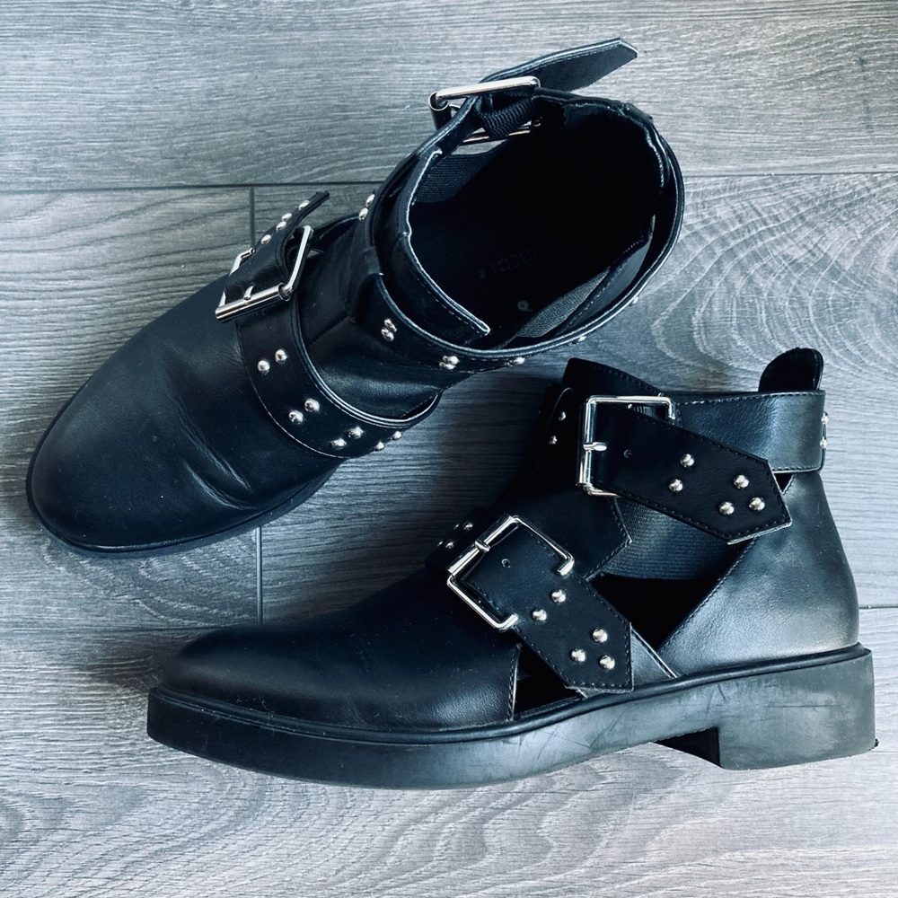 Black studded faux leather biker boots H&M - Bottines cloutées imitation cuir
